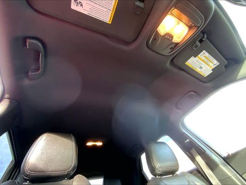 Used 2023 Chevrolet TrailBlazer ACTIV w/ Convenience Package image 12