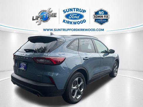 Used 2025 Ford Escape ST-Line Select AWD/4WD image 6