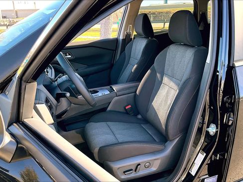 New 2026 Nissan Rogue SV image 9