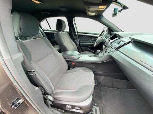 Used 2016 Ford Taurus SEL FWD image 29