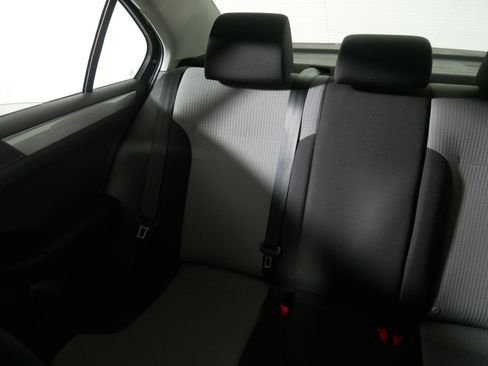 Used 2017 Volkswagen Jetta S image 12