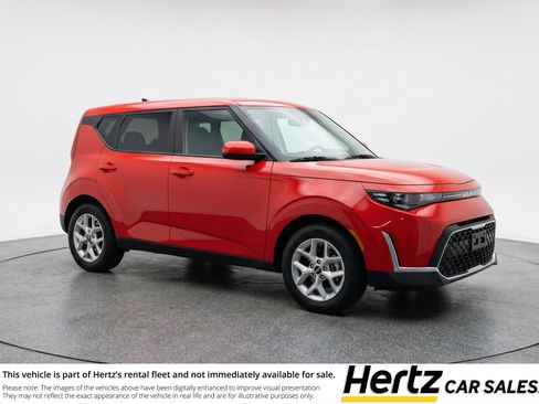 Used 2025 Kia Soul LX w/ LX Technology Package FWD image 1