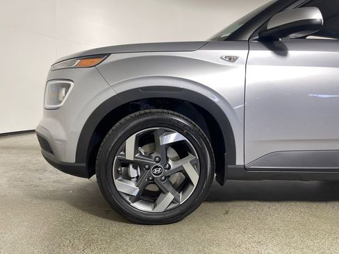 New 2026 Hyundai Venue SEL image 11