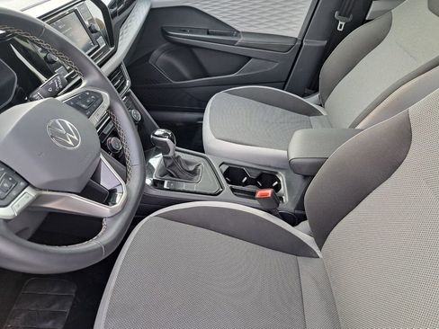 Used 2024 Volkswagen Taos S image 16