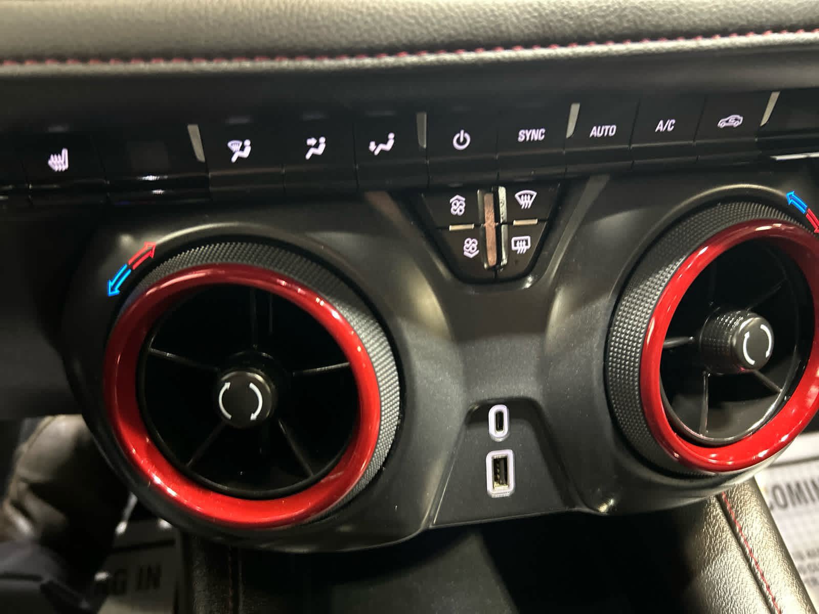 Used 2022 Chevrolet Blazer RS w/ Enhanced Convenience Package AWD/4WD image 14