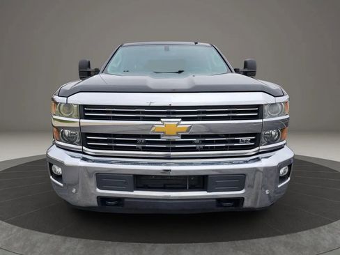 Used 2015 Chevrolet Silverado 2500 LTZ w/ LTZ Plus Package image 11