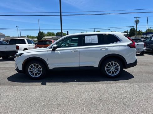 Used 2026 Honda CR-V EX image 2