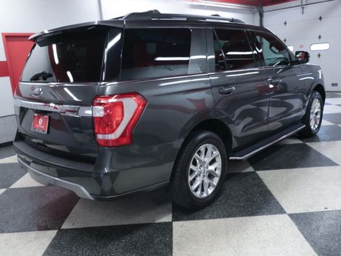 Used 2021 Ford Expedition XLT AWD/4WD image 7