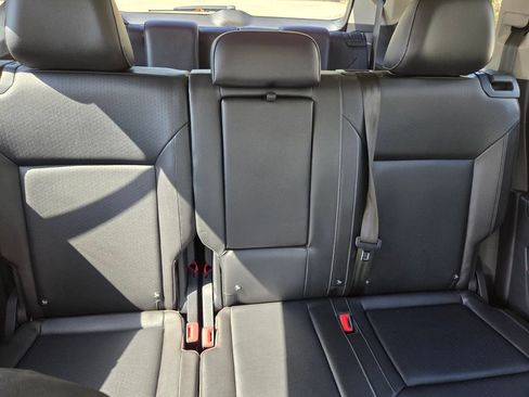 Used 2018 Volkswagen Atlas SE FWD image 29