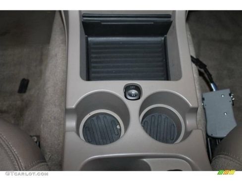 Used 2005 Ford Expedition Eddie Bauer image 5