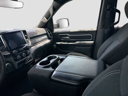 Used 2025 RAM 1500 Big Horn AWD/4WD image 23