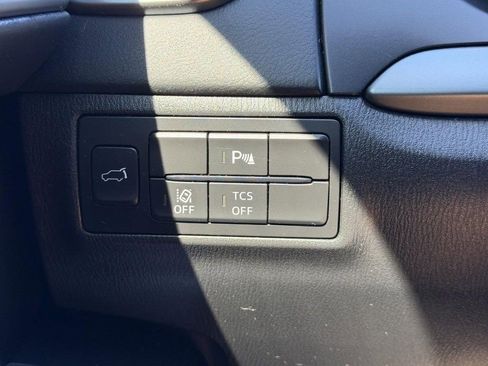 Used 2018 MAZDA CX-9 Touring w/ Touring Premium Package FWD image 14