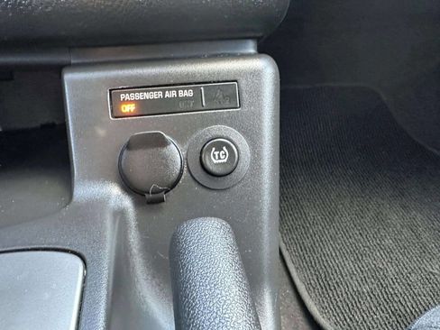 Used 2008 Pontiac G6 Value Leader FWD image 28