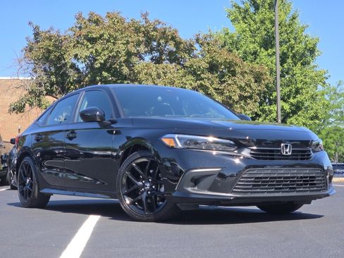 Used 2024 Honda Civic Sport image 2