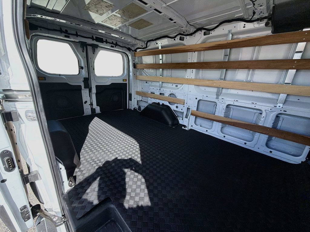 Used 2025 Ford Transit 250 Low Roof RWD image 23
