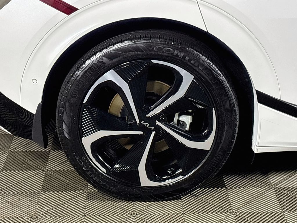 Certified 2024 Kia EV6 GT-Line AWD/4WD image 25