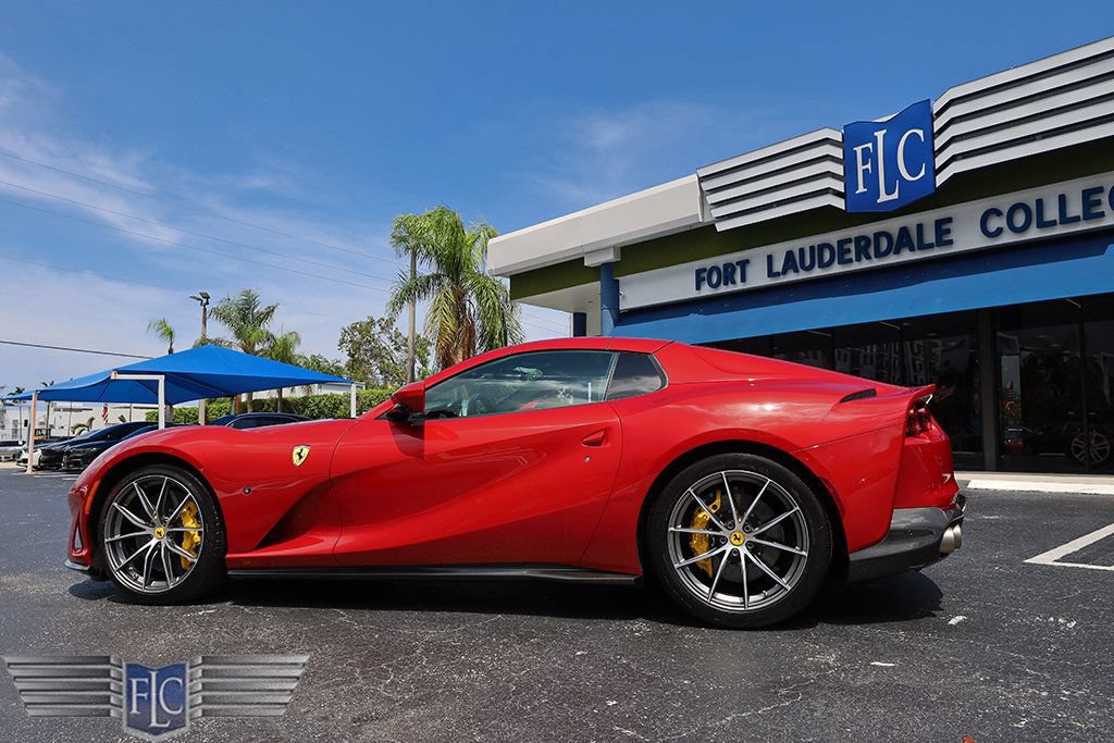 Used 2021 Ferrari 812 GTS RWD image 12