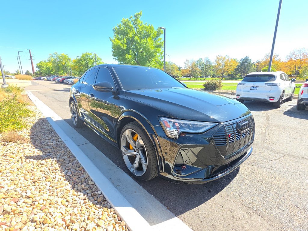 Used 2023 Audi e-tron S Prestige w/ Prestige Package AWD/4WD image 7