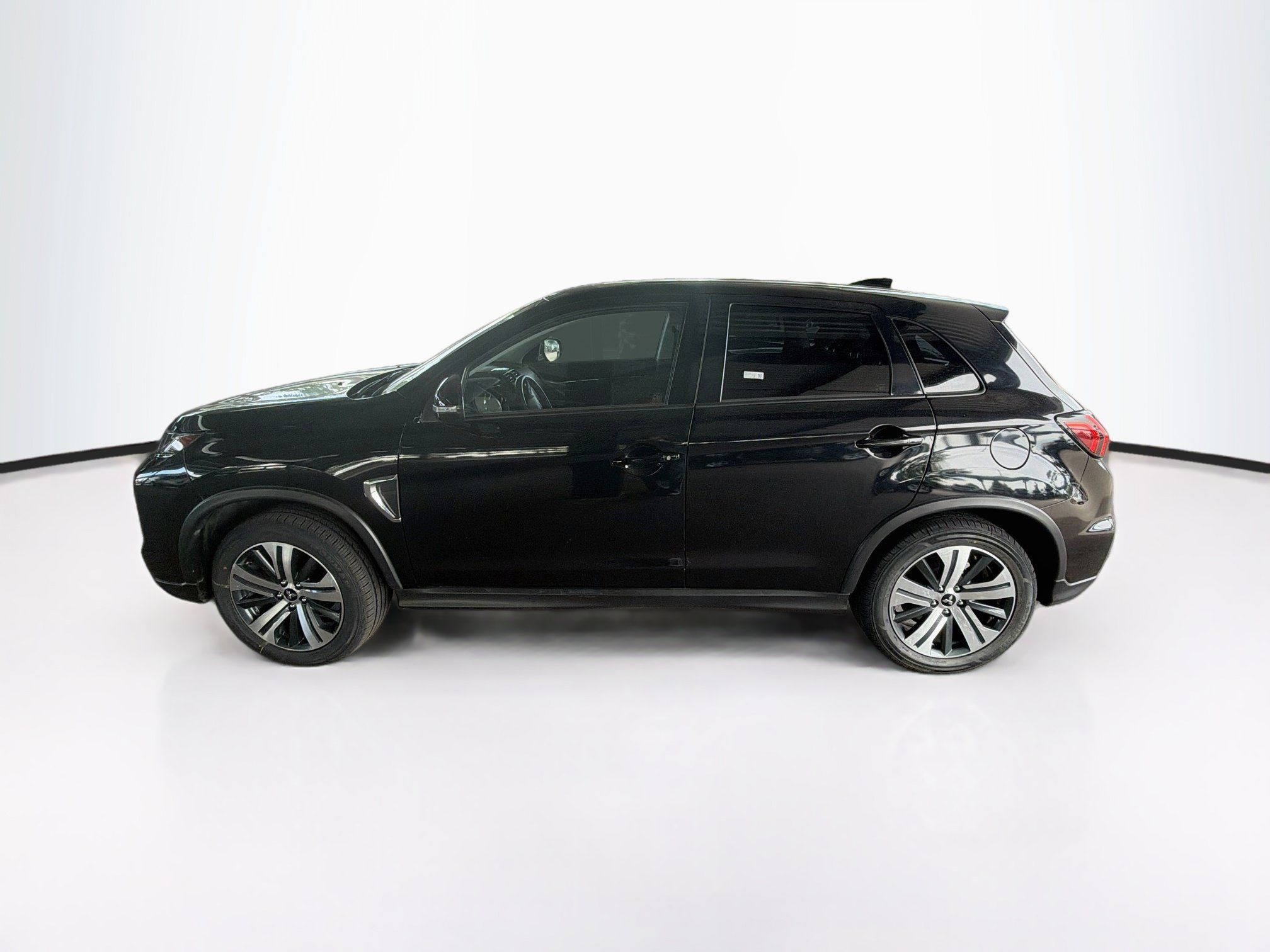 Used 2024 Mitsubishi Outlander Sport AWD image 4