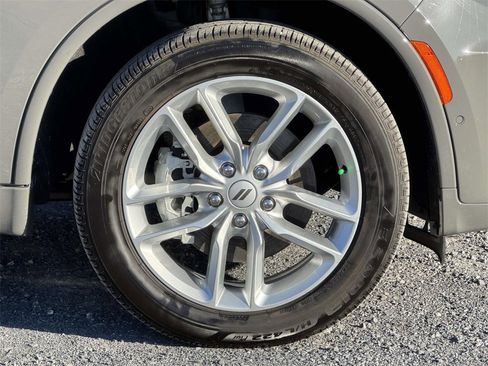 Used 2025 Dodge Durango GT image 12