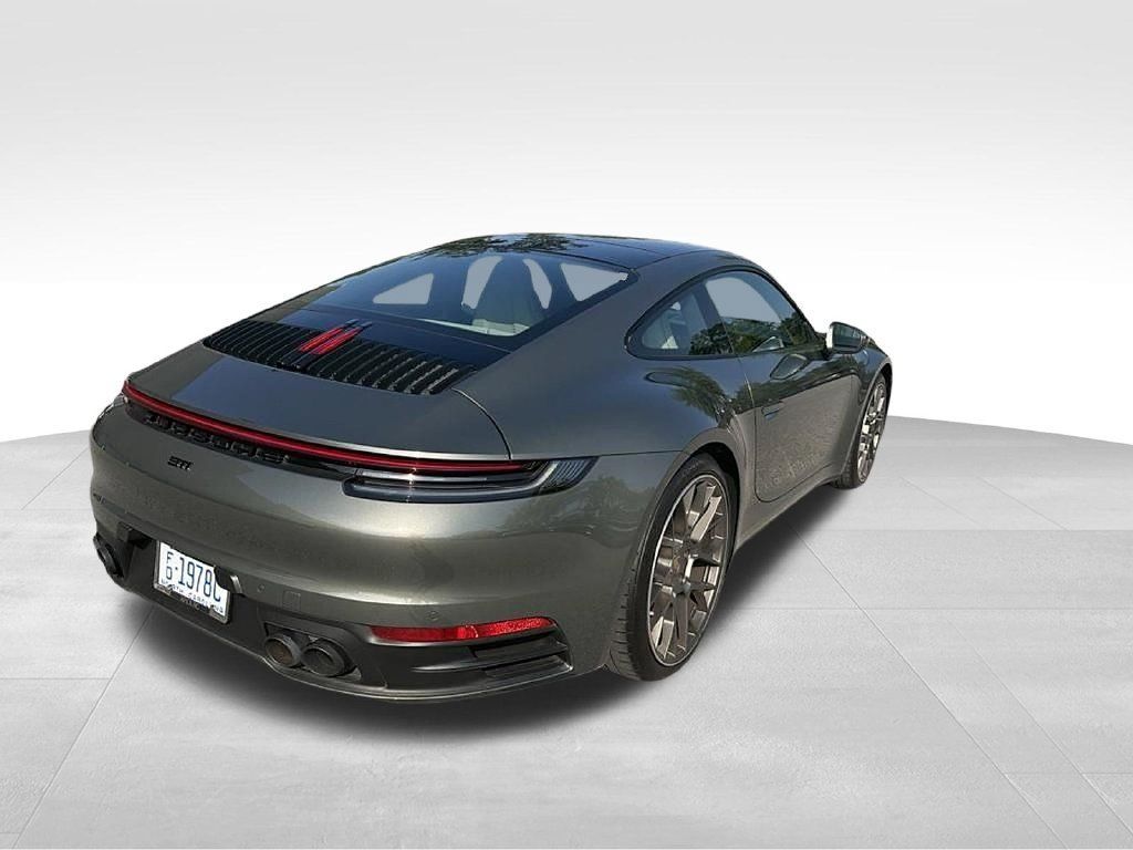 Used 2020 Porsche 911 Carrera RWD image 4