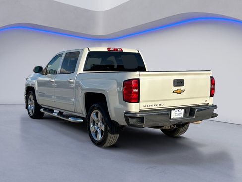 Used 2015 Chevrolet Silverado 1500 LT w/ LT Convenience Package image 3
