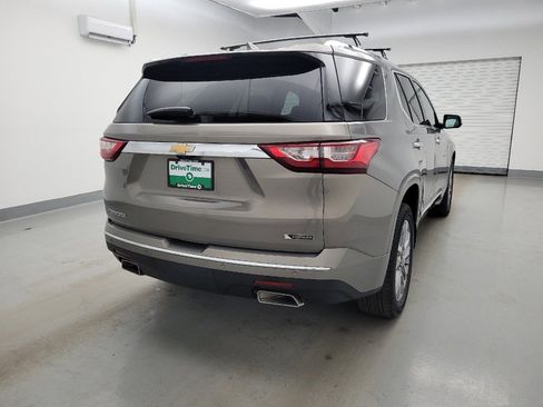 Used 2018 Chevrolet Traverse Premier AWD/4WD image 7