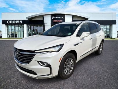 Used 2023 Buick Enclave Essence