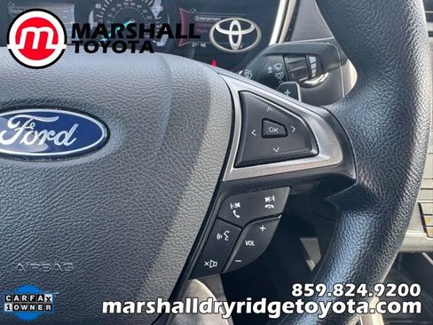 Used 2019 Ford Fusion SE image 18