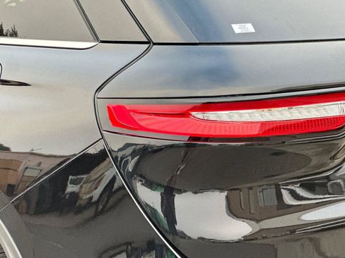 Used 2022 Lincoln Corsair Reserve w/ Equipment Group 201A image 33