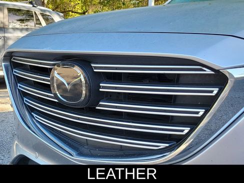 Used 2020 MAZDA CX-9 Touring w/ Touring Premium Package image 3