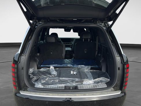 New 2026 Hyundai Palisade Calligraphy FWD image 17