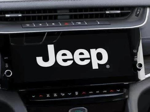 New 2026 Jeep Grand Cherokee Limited AWD/4WD image 16