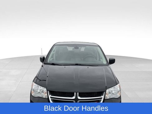 Used 2019 Dodge Grand Caravan SE w/ UConnect Hands-Free Group image 10