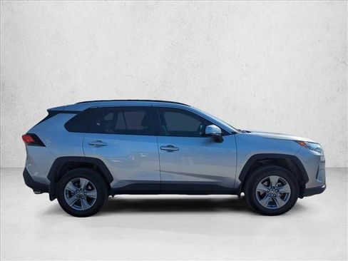 Certified 2025 Toyota RAV4 XLE w/ Convenience Package AWD/4WD image 4