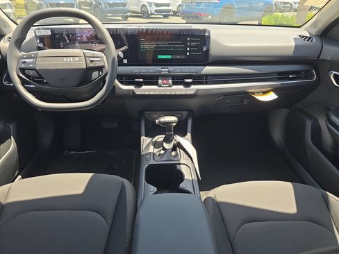 New 2026 Kia K4 FWD image 12