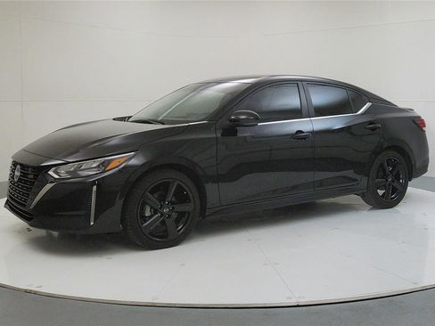 Used 2024 Nissan Sentra SR image 3