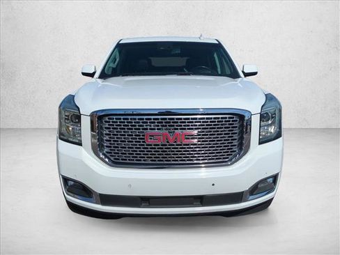 Used 2017 GMC Yukon Denali w/ Open Road Package image 2