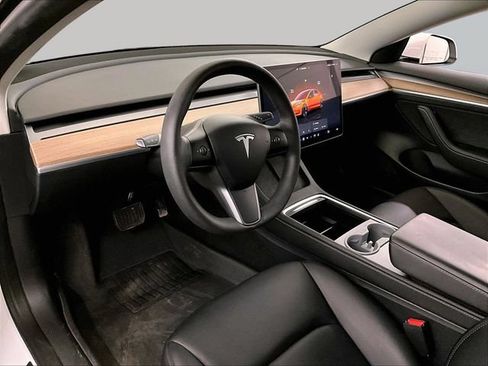 Used 2023 Tesla Model 3 Standard Range RWD image 12
