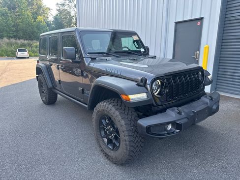 Used 2025 Jeep Wrangler Unlimited Sport S 4xe AWD/4WD image 3