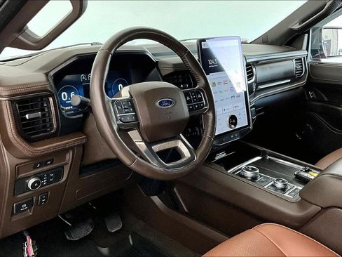 Used 2022 Ford Expedition King Ranch image 17