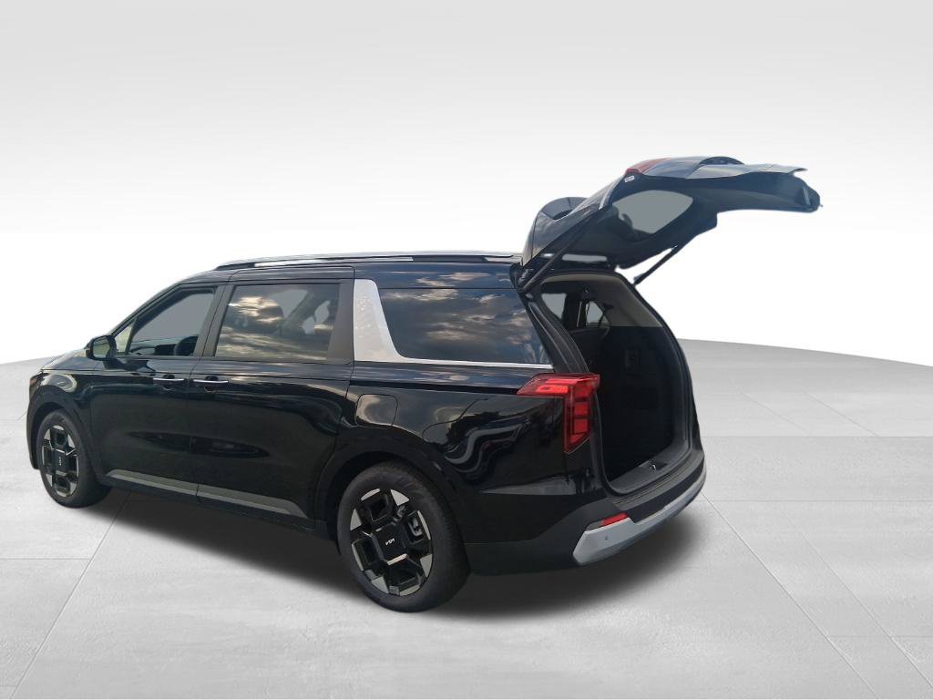 Certified 2026 Kia Carnival FWD image 14