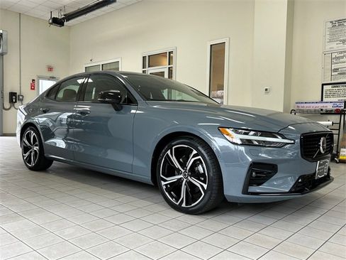 Certified 2024 Volvo S60 B5 Plus image 1