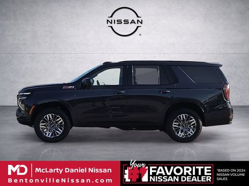 Used 2025 Chevrolet Tahoe Z71 AWD/4WD image 3