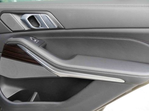 Certified 2025 BMW X5 xDrive40i w/ Premium Package image 34