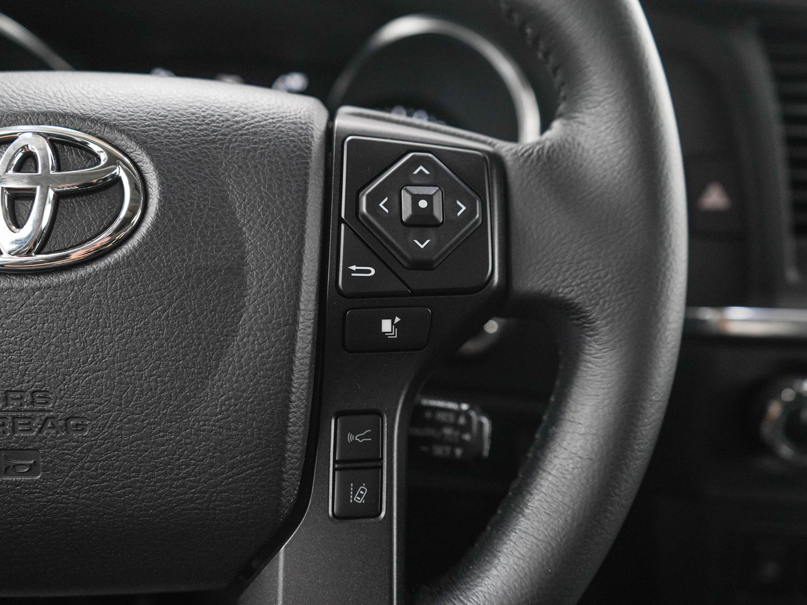 Used 2022 Toyota Sequoia TRD Sport AWD/4WD image 25