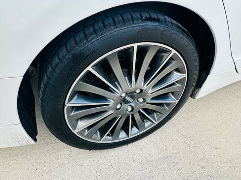 Used 2014 Lincoln MKZ Hybrid FWD image 31
