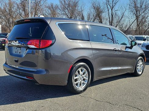 Used 2022 Chrysler Voyager LX w/ Fleet Security Group image 6
