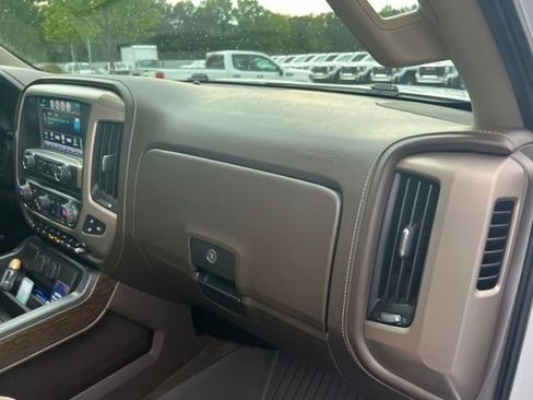 Used 2018 GMC Sierra 1500 Denali w/ Denali Ultimate Package AWD/4WD image 22