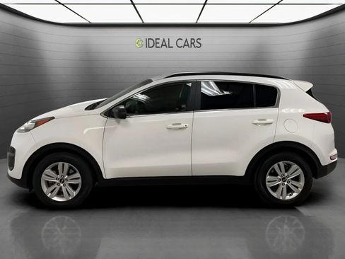 Used 2017 Kia Sportage LX w/ LX Popular Package FWD image 8